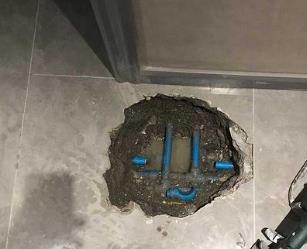 北仑阳台漏水维修公司分享下暖气管道漏水的原因有哪些